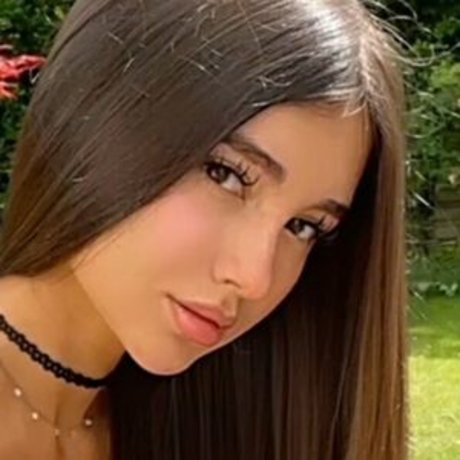 Alexybabysex modèle parfait galeries