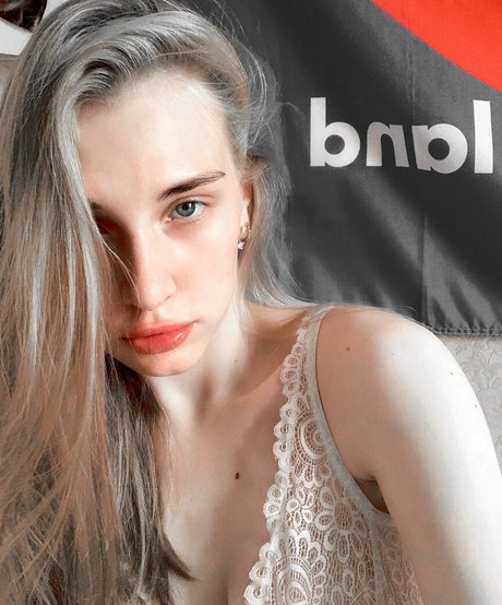 Girl Valerie star érotique collection