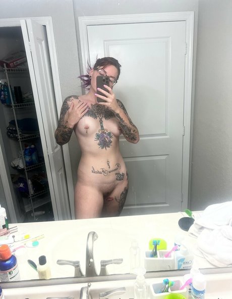 v vanity actrice adulte des photos