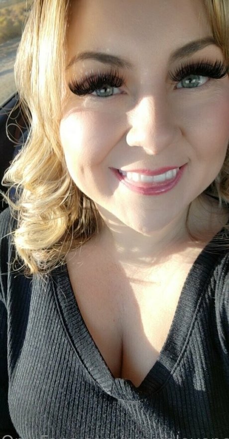 ébène sexy onlyfans parfait sympa des photos