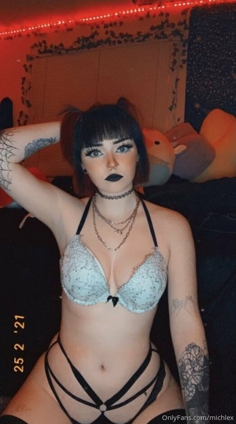 biggtittygothgirl modèle pornographique photo