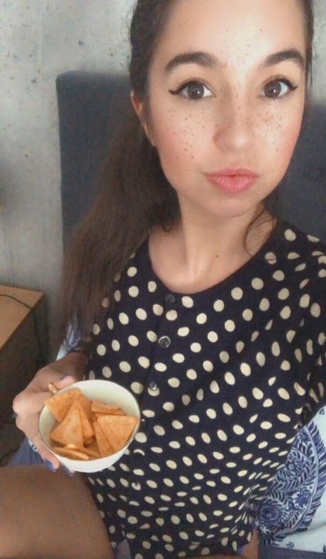 xxxsmilingcici actrice hd archive