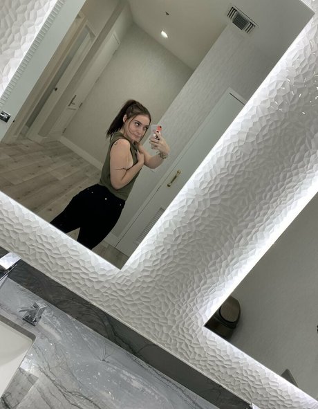 Hotwifechar modèle parfait archive