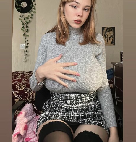 Kitty Keettt modèle de sexe image