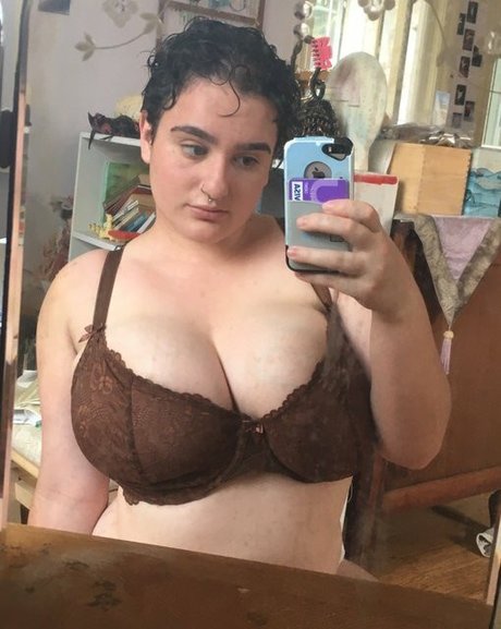 fans de grandes filles uniquement xxx pornographique photo