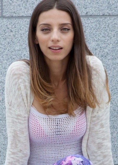 Angela Sarafyan jolie étoile photos
