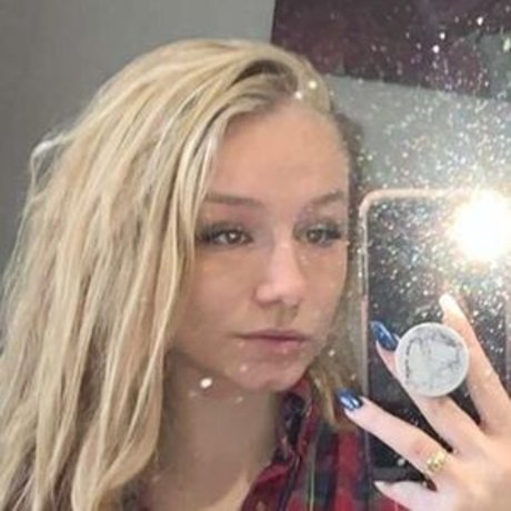 Hannah Woods star pornographique img