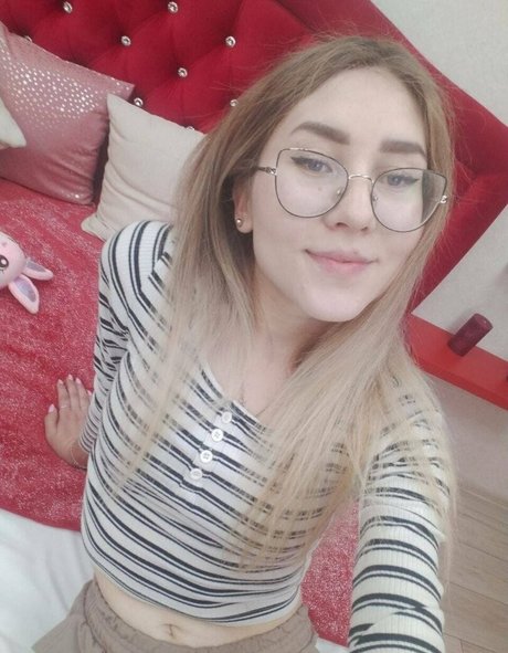 mamie milf onlyfans nue en haute qualité photo