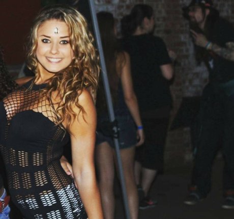 gros seins onlyfans art supérieur galerie