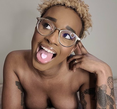 deedeebee96 étoile chaude galeries