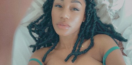 Nia Simone jolie actrice archive