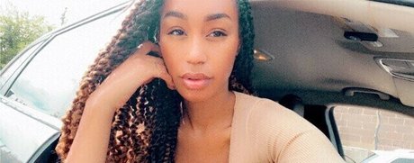 Nia Simone modèle magnifique image