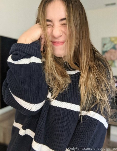 lunabayleefree art star du porno photos