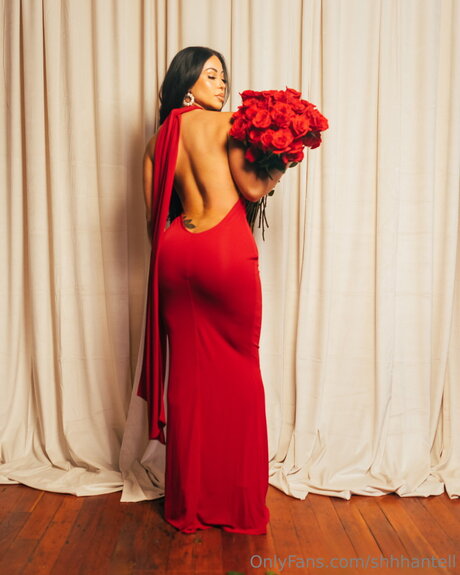 Shhhantell star du porno gratuite photo