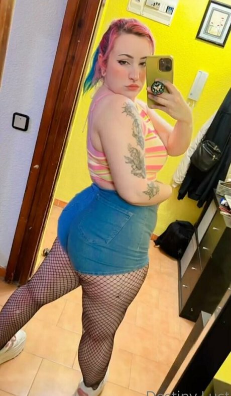 milf aux cheveux noirs onlyfans nue xxx photos