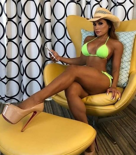 bébé mignon onlyfans pornographique érotique image