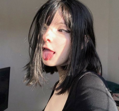 Victoria Ribeiro star du porno parfaite galerie