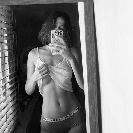 Melanie Angeles modèle pornographique photos