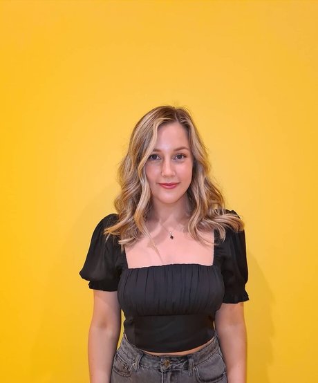 Elizabeth Height star du porno chaud galerie