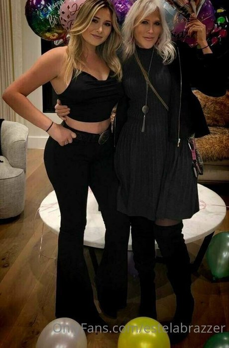 estelabrazzer étoile nue collection