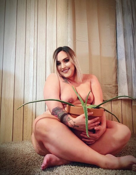 luxxxstone star du porno exclusive photo