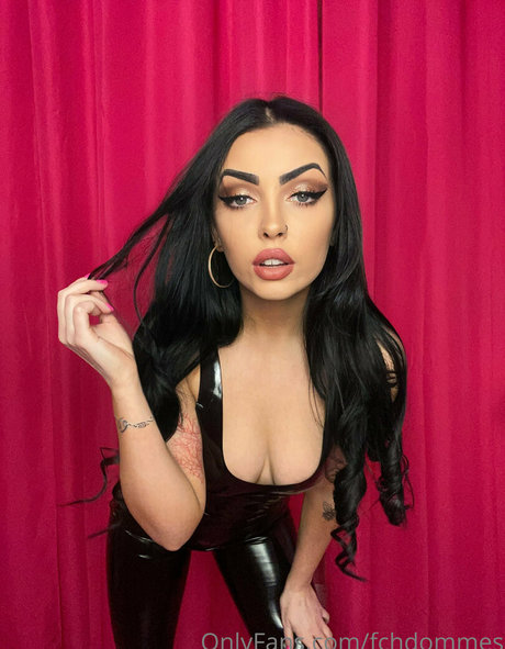 fchdommes joli modèle photo