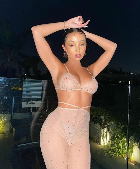 Alessya Farrugia star du porno galeries