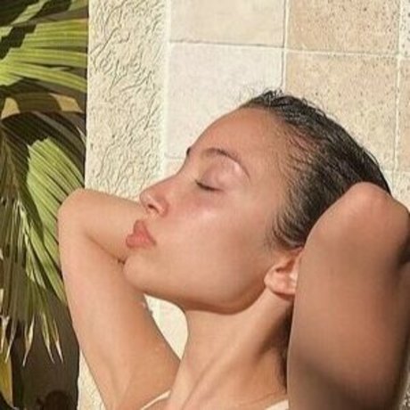 Alessya Farrugia sexe de star du porno des photos