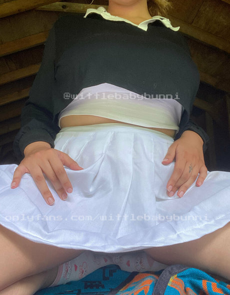 wittlebabybunni actrice parfaite des photos