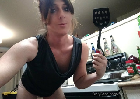 francesca tg modèle xxx image