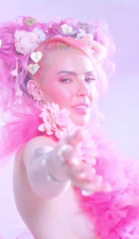 Karen Bachini étoile chaude photos