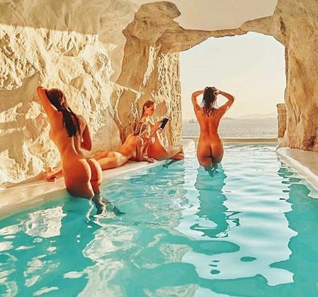 WhiteCosmicMirror modèle de haute qualité photos