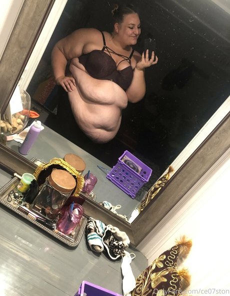 pieds de grand-mère uniquementfans exclusivité pornographique galerie