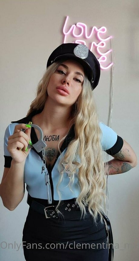 clementina moon xxx star du porno galeries