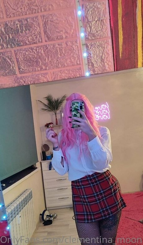 clementina moon star du porno nue galerie