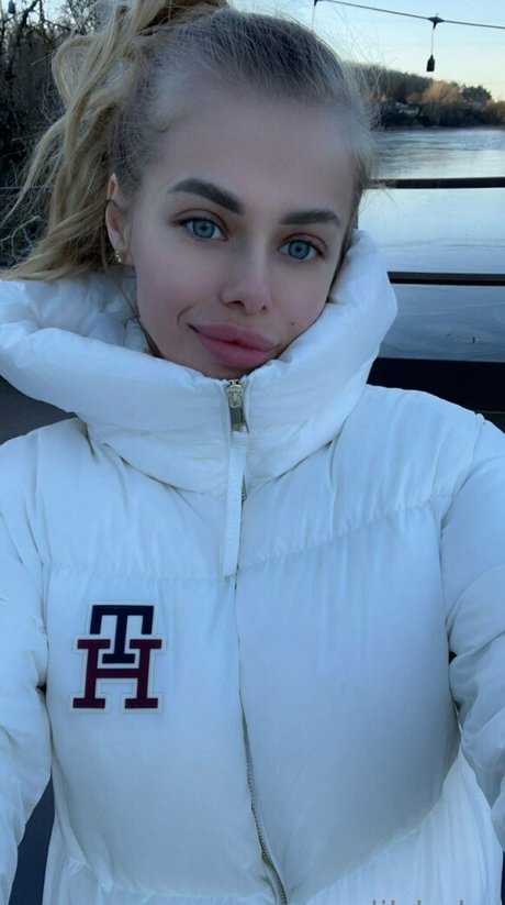 your lil babe modèle de sexe des photos