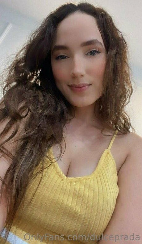 dulceprada modèle chaud images