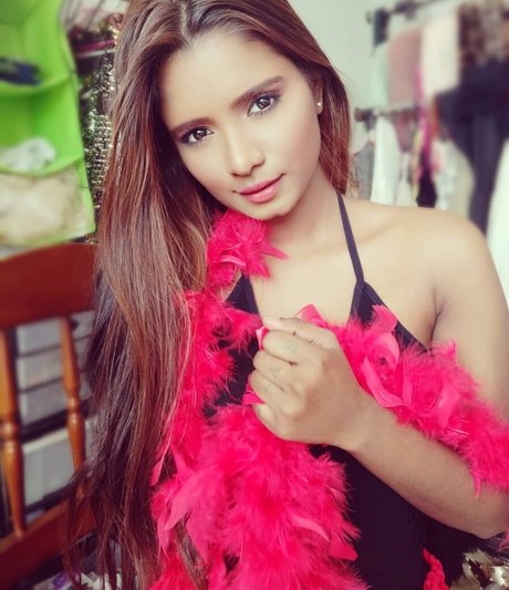 Resha Antony modèle meilleur des photos