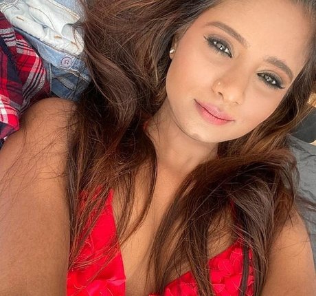 Resha Antony star érotique des photos