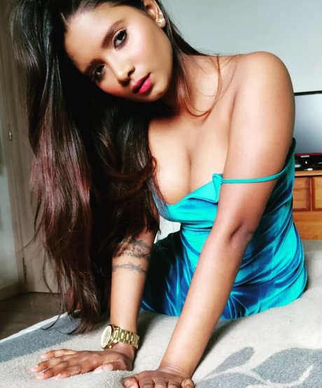 adolescent maigre onlyfans hd xxx des photos