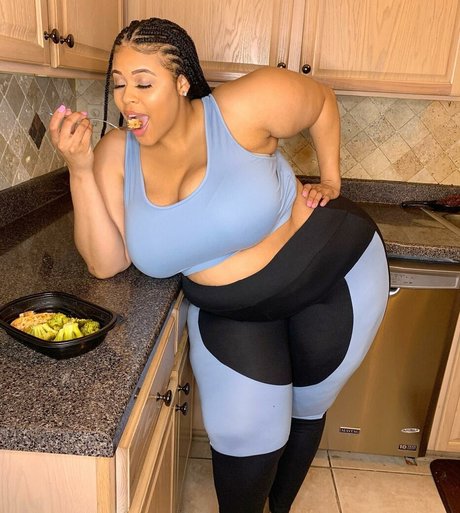 fans asiatiques maigres uniquement beau nu image