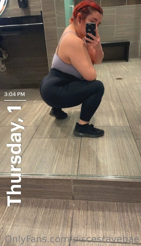 piscesravebae star du porno exclusive photo