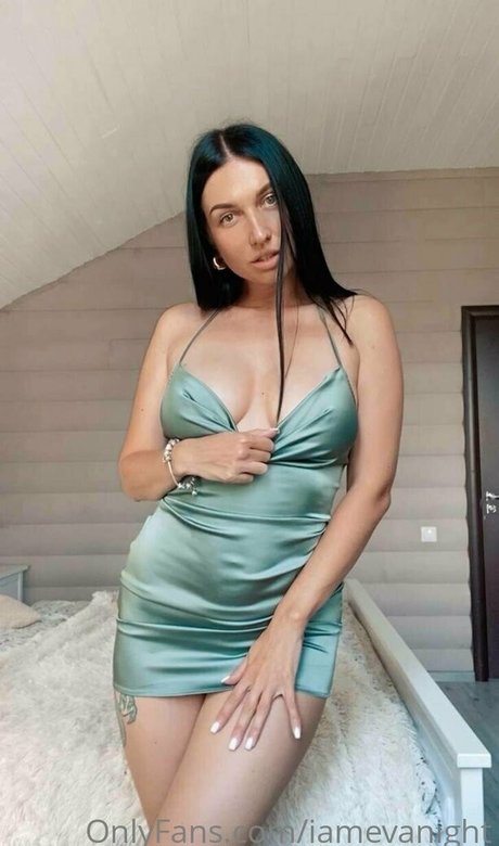 iamevanight belle actrice images