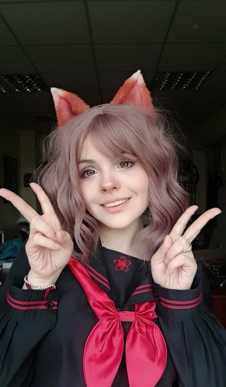 Fenix Fatalist modèle sexy photos