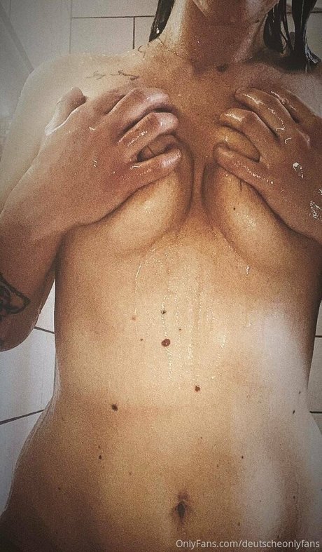 Deutscheonlyfans actrice pornographique photos