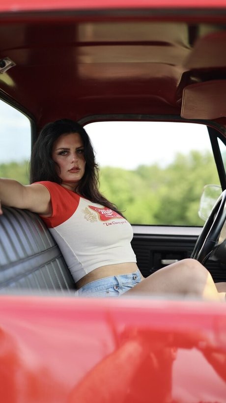 Nicole Lynn étoile érotique galeries