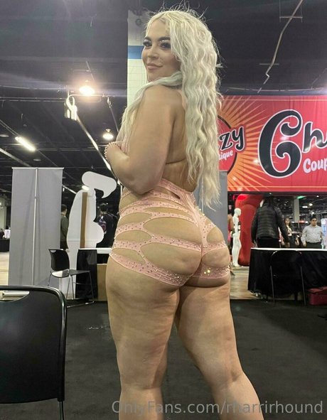 rousse au gros cul onlyfans pornographique érotique des photos