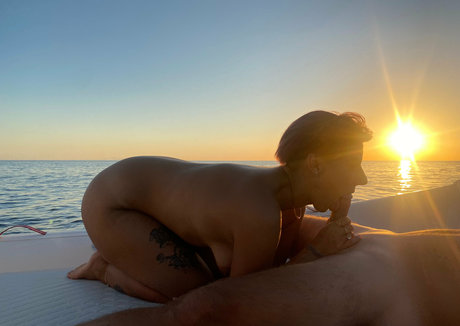 yfaveth étoile de haute qualité archive