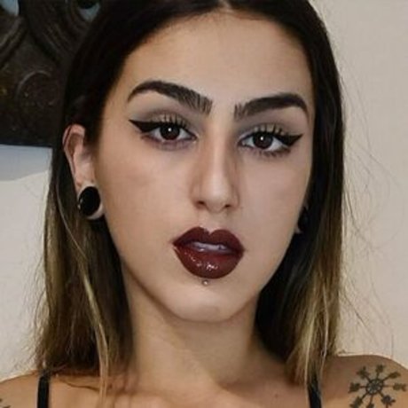 filles célèbres onlyfans parfait érotique images