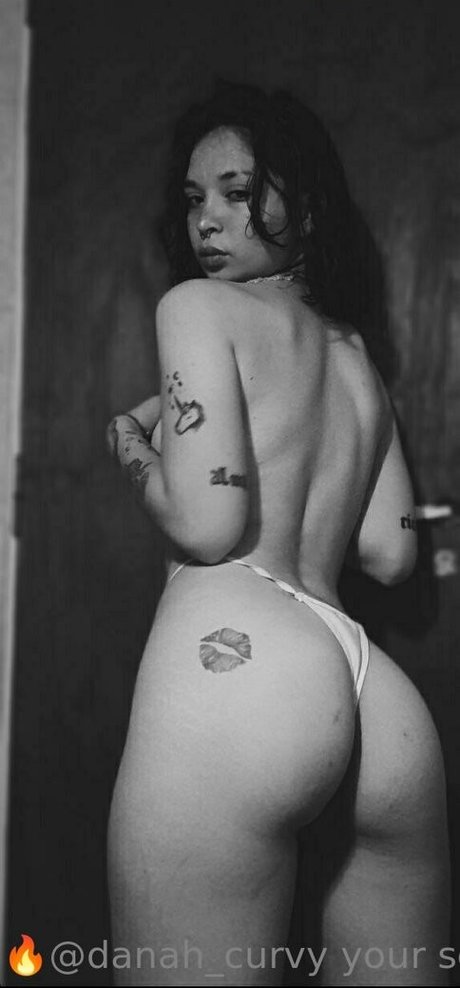 danah curvy étoile magnifique galerie